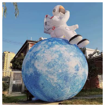 Inflatable Astronaut Moon Landing | Custom Inflatable Manufacturer & Supplier | BTCOOPS
